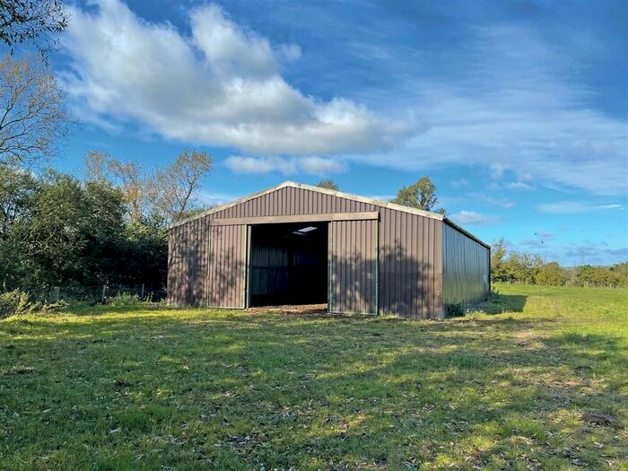 Land For Sale In Berryfields Gated Road, Quarrendon, Aylesbury HP22