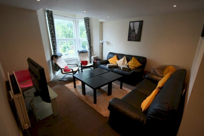 4 Bedroom Maisonette To Rent In Brentwood Avenue, Newcastle Upon Tyne, Tyne And Wear, NE2