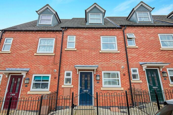 3 Bedroom Terraced House To Rent In Mount Pleasant Road, Castle Gresley, Swadlincote, Derbyshire, DE11