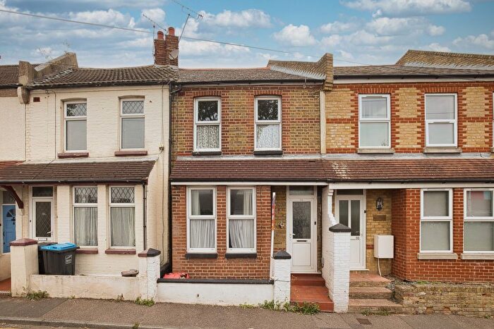 2 Bedroom Terraced House For Sale In Church Road, Ramsgate, Kent, CT11