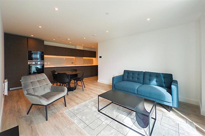 1 Bedroom Apartment To Rent In The Blade, M15