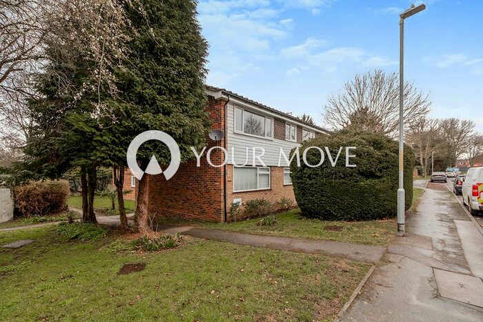 2 Bedroom Maisonette To Rent In Paddock Close, South Darenth, Dartford, Kent, DA4