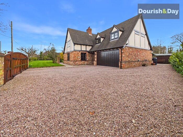 4 Bedroom Detached House For Sale In Cadney Lane, Bettisfield, SY13
