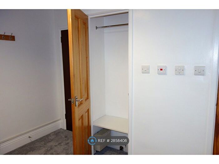 1 Bedroom Flat To Rent In Alexandra Road, Mutley, Plymouth, PL4