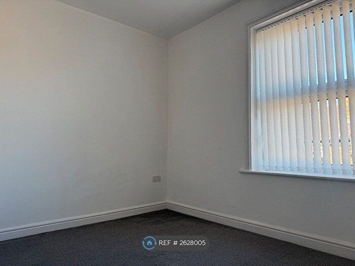 2 Bedroom Terraced House To Rent In Johnson Terrace, Morley, Leeds, LS27