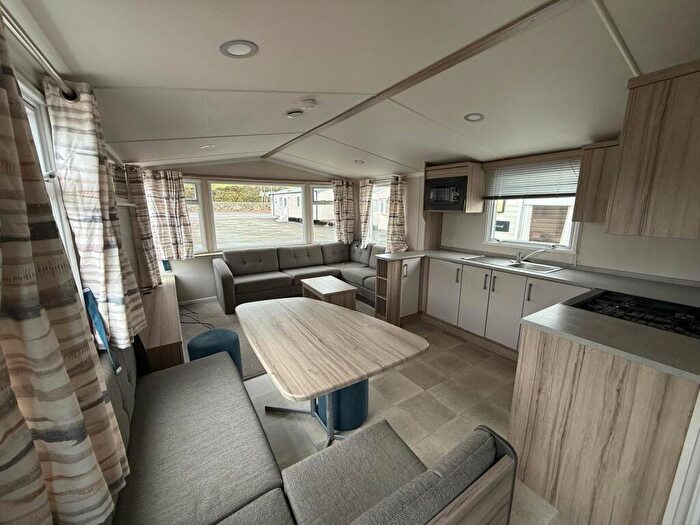 2 Bedroom Caravan For Sale In Castle Douglas, Dumfries And Galloway, DG7