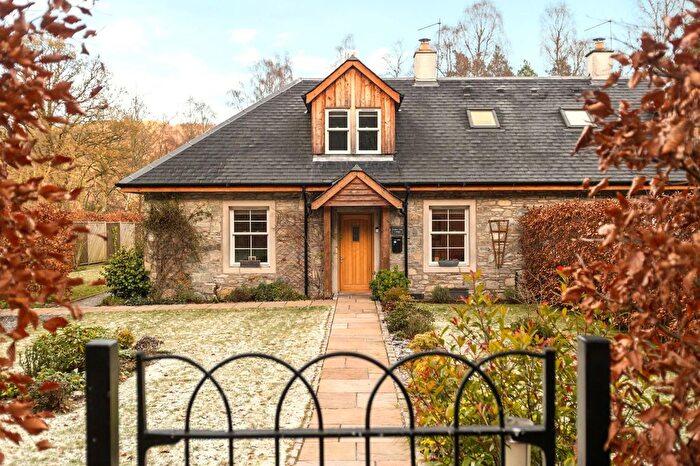 3 Bedroom Semi-Detached House For Sale In Birnam, Dunkeld, PH8