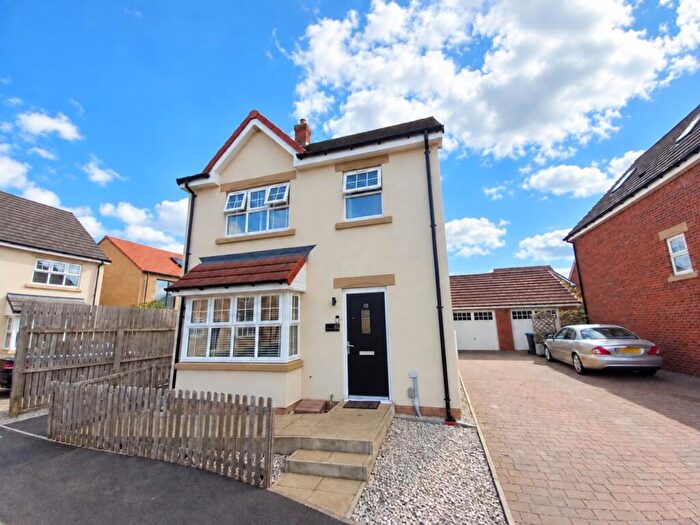 3 Bedroom Detached House For Sale In Laburnum Grove, St. Helen Auckland, Bishop Auckland, County Durham, DL14