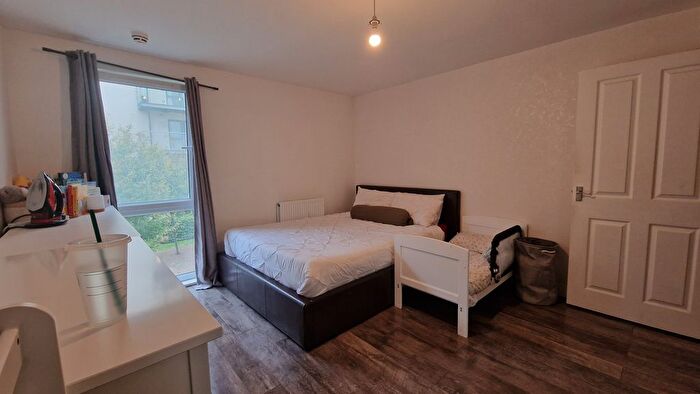 1 Bedroom Flat To Rent In Honour Gardens, Dagenham, RM8