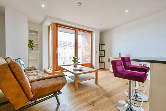 1 Bedroom Flat To Rent In Wharf Approach, Leeds, LS1