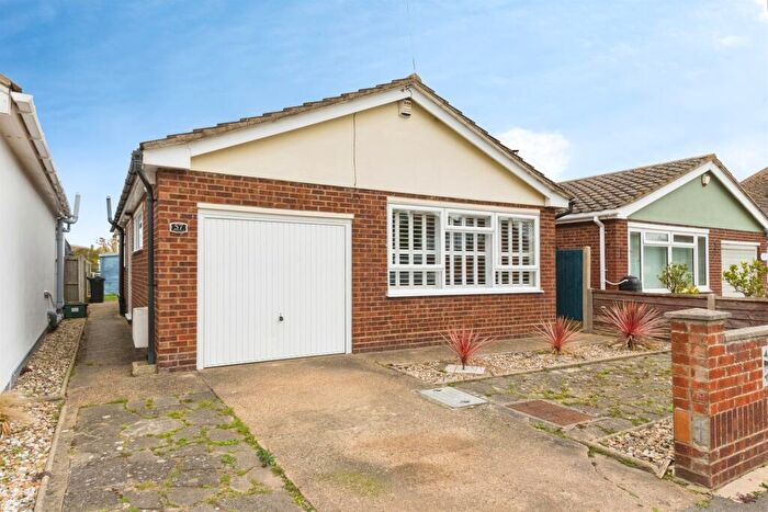 2 Bedroom Detached Bungalow For Sale In Bedford Road, Holland-on-Sea, Clacton-On-Sea, CO15