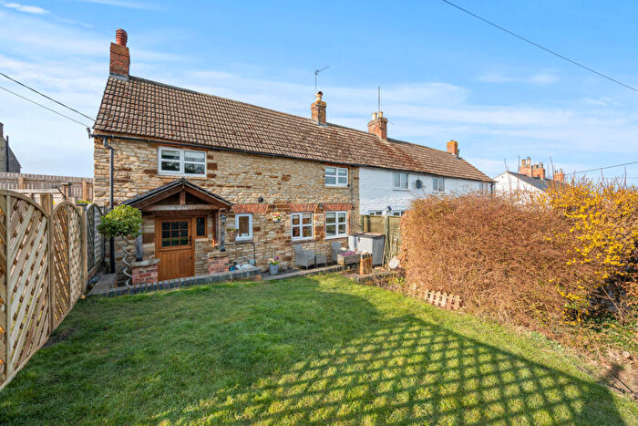 2 Bedroom Cottage For Sale In Mill Lane, Isham, NN14