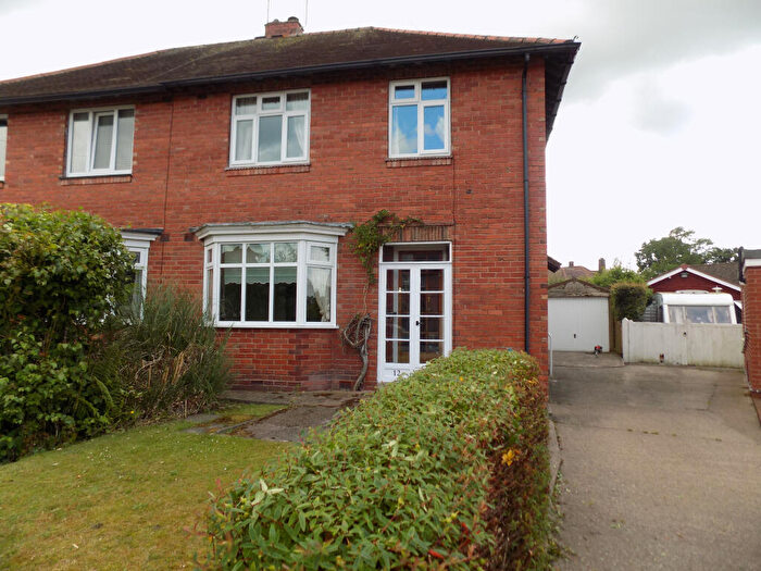 3 Bedroom Semi-Detached House To Rent In Grasmere Road, Worksop, S81