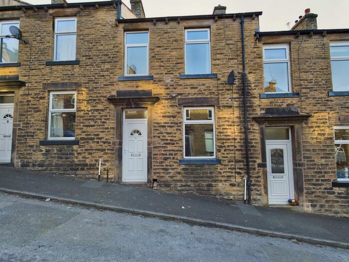 2 Bedroom Terraced House To Rent In Cowper Street, Skipton, BD23