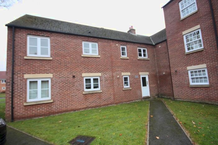 2 Bedroom Flat To Rent In Camsell Court, Linthorpe, Middlesbrough, Cleveland, TS5