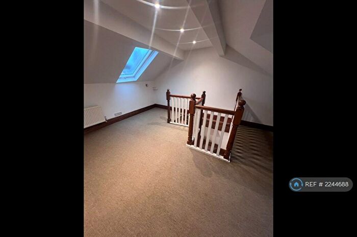 3 Bedroom Terraced House To Rent In King Street, Newport, NP20