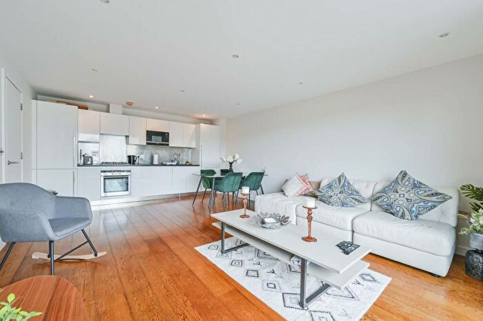 2 Bedroom Apartment To Rent In Abbey Road, St Johns Wood, NW8