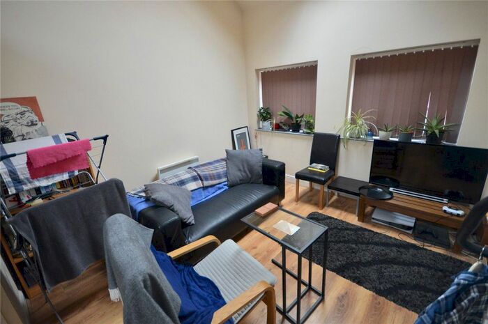 1 Bedroom Flat To Rent In Upper Allen Street, Sheffield, South Yorkshire, S3