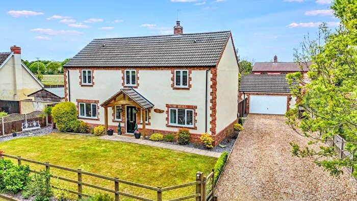 4 Bedroom Detached House For Sale In Mere Road, Stow Bedon, NR17