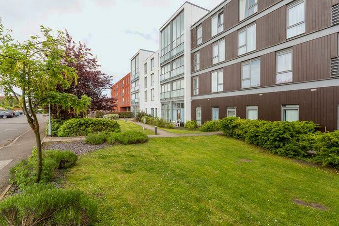 2 Bedroom Flat To Rent In Meridian Point, Southchurch Village, SS1