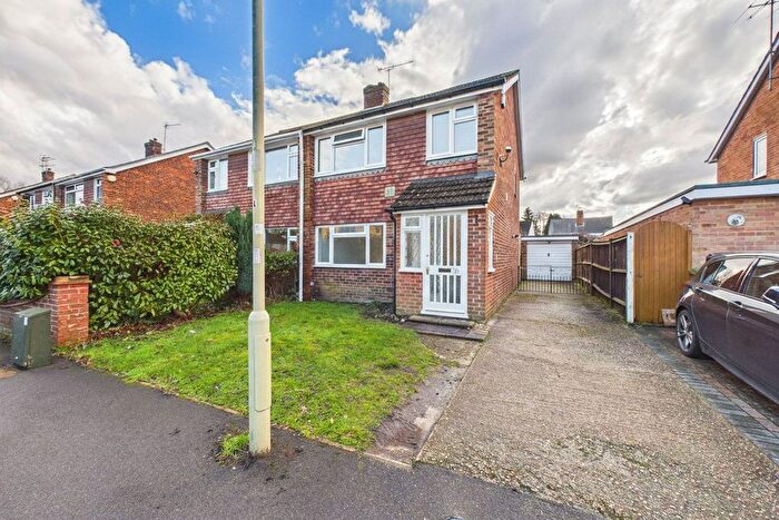 3 Bedroom Semi-Detached House For Sale In Nash Close, Farnborough, Hampshire, GU14