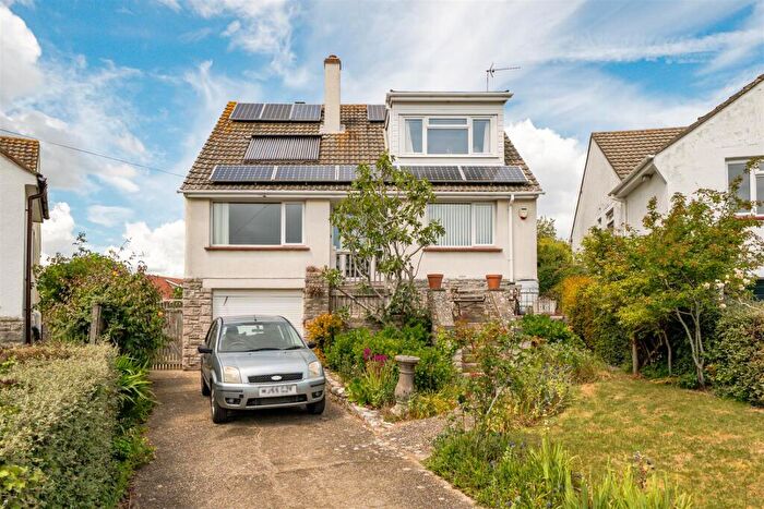 3 Bedroom Detached Bungalow For Sale In Prospect Crescent, Swanage, BH19