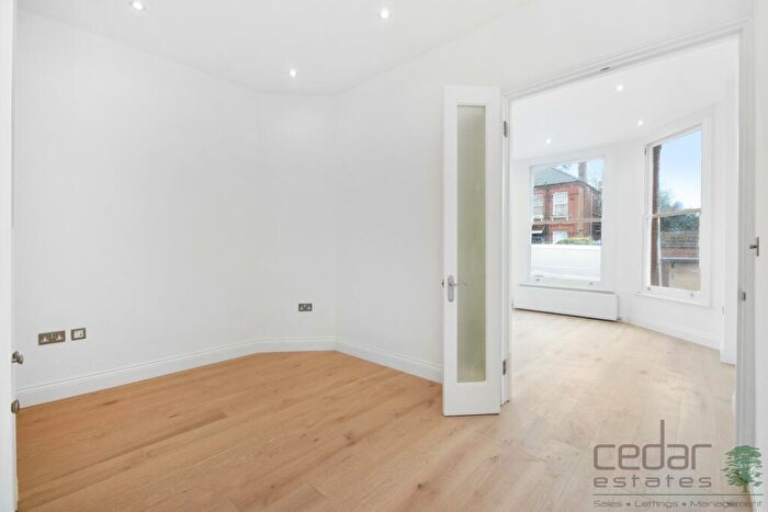 1 Bedroom Flat To Rent In Fordwych Road, Kilburn, NW2