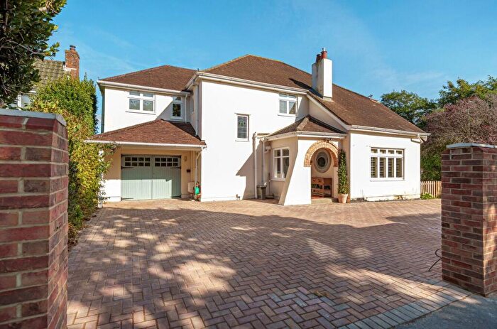 5 Bedroom Detached House For Sale In Shorefield Way, Milford On Sea, Lymington, SO41