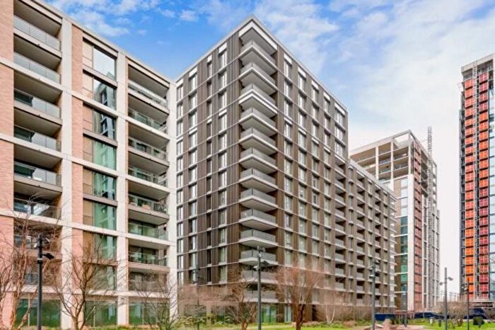 2 Bedroom Flat To Rent In Prince Of Wales Drive, London, SW11