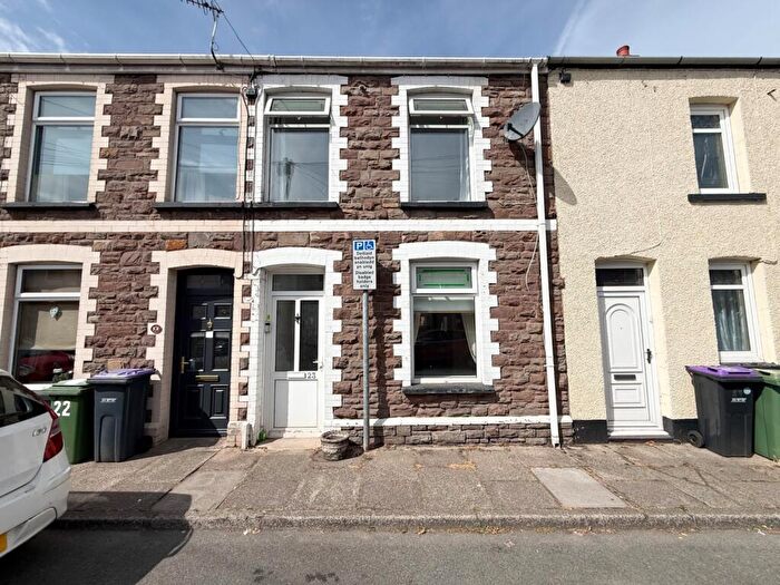3 Bedroom Terraced House For Sale In Broad Street Griffithstown, Griffithstown, Pontypool, NP4