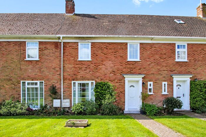 4 Bedroom Terraced House For Sale In Westwell Court, Tenterden, TN30