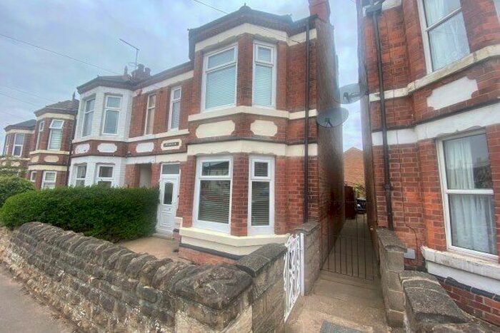 3 Bedroom Property To Rent In Chandos Street, Nottingham, NG4