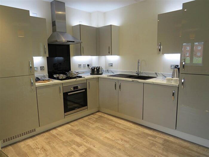 2 Bedroom Apartment To Rent In Mallard Close, Southam, CV47