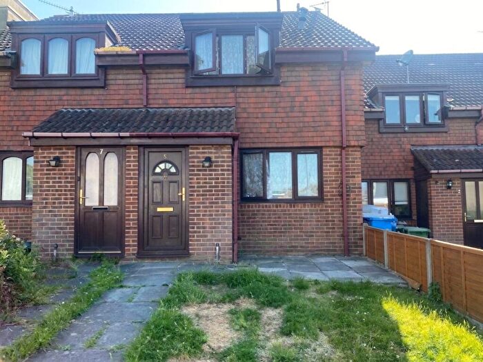 1 Bedroom Terraced House To Rent In Corbins Lane, Harrow, HA2