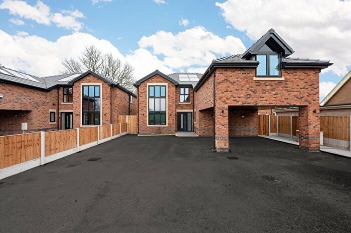 4 Bedroom Detached House For Sale In Wood Lane, Wrightington, WN6