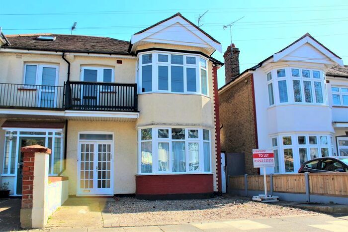 2 Bedroom Flat To Rent In Brunswick Road, Southend-On-Sea SS1
