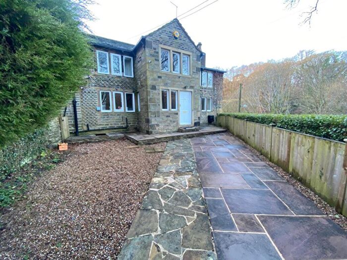 2 Bedroom Semi-Detached House To Rent In Thirstin Road, Honley, Holmfirth, HD9