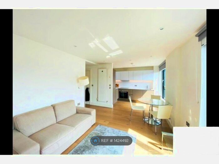 2 Bedroom Flat To Rent In Engineers Way, Wembley, HA9