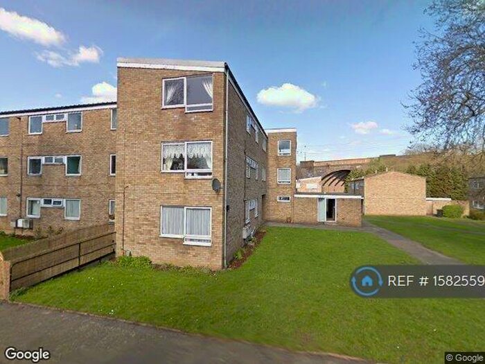 2 Bedroom Flat To Rent In Second Floor, Harpenden, AL5