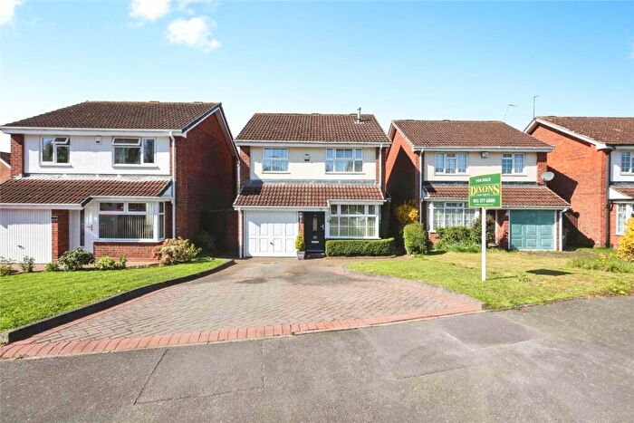 3 Bedroom Detached House For Sale In Deerham Close, Birmingham, West Midlands, B23