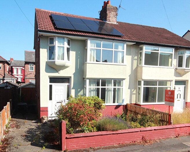 3 Bedroom Semi Detached House For Sale In Ashdale Road, Waterloo, Liverpool, L9
