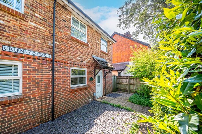 3 Bedroom Semi-Detached House For Sale In Broad Lane, Bracknell, Berkshire, RG12