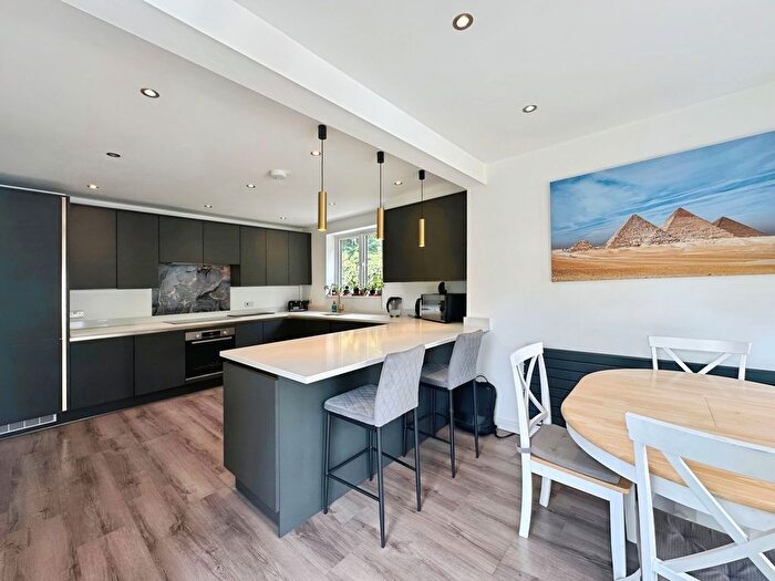 4 Bedroom Detached House For Sale In Watton Road, Holbury, SO45