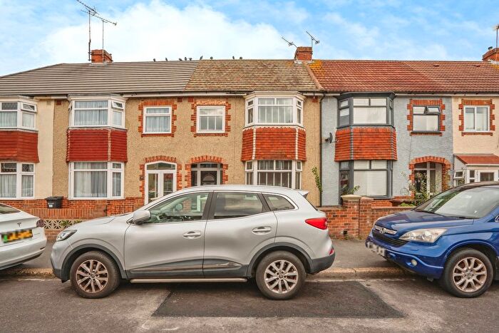 3 Bedroom Terraced House For Sale In Rosebery Avenue, Portsmouth, Hampshire, PO6