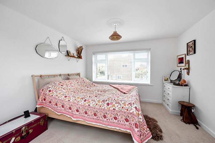 3 Bedroom End Of Terrace House For Sale In Mulberry Gardens, Goring-by-sea, BN12