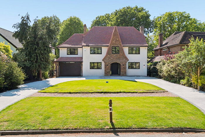 5 Bedroom Detached House For Sale In Wolsey Road, Northwood, HA6