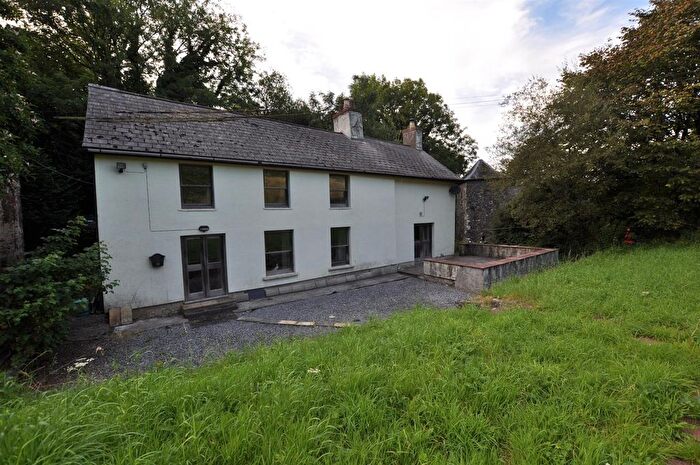 2 Bedroom Property For Sale In Llandawke, Laugharne, Carmarthen, SA33