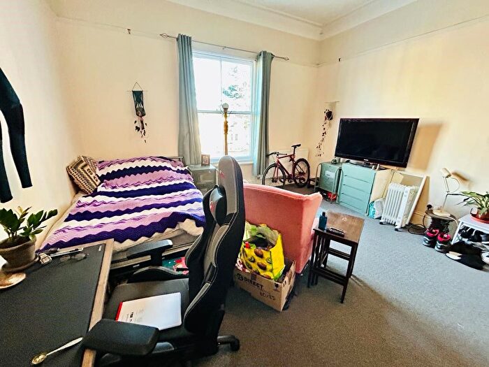 1 Bedroom Property To Rent In Avenue Road, Leamington Spa, CV31