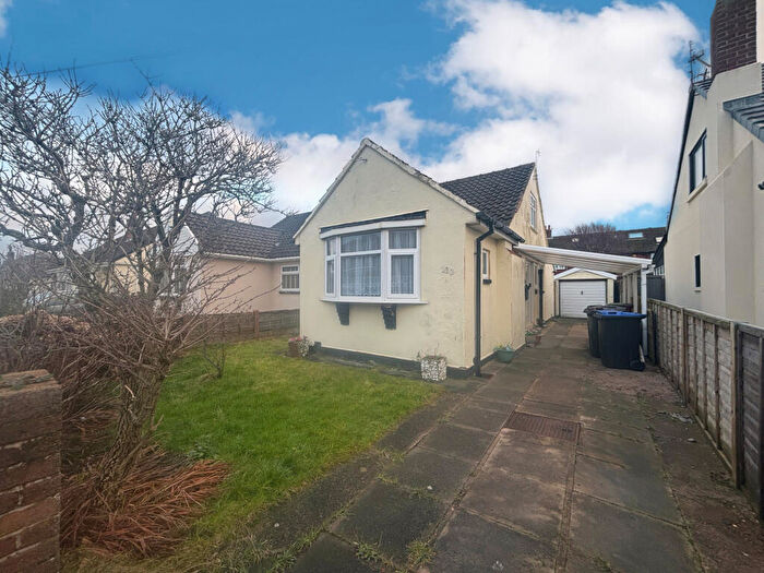 2 Bedroom Bungalow For Sale In Lyddesdale Avenue, Cleveleys, FY5