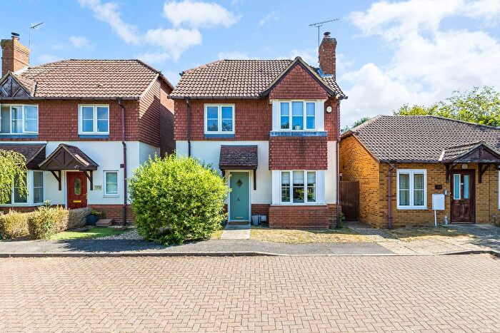 3 Bedroom Detached House For Sale In Mancroft Road, Aley Green, LU1